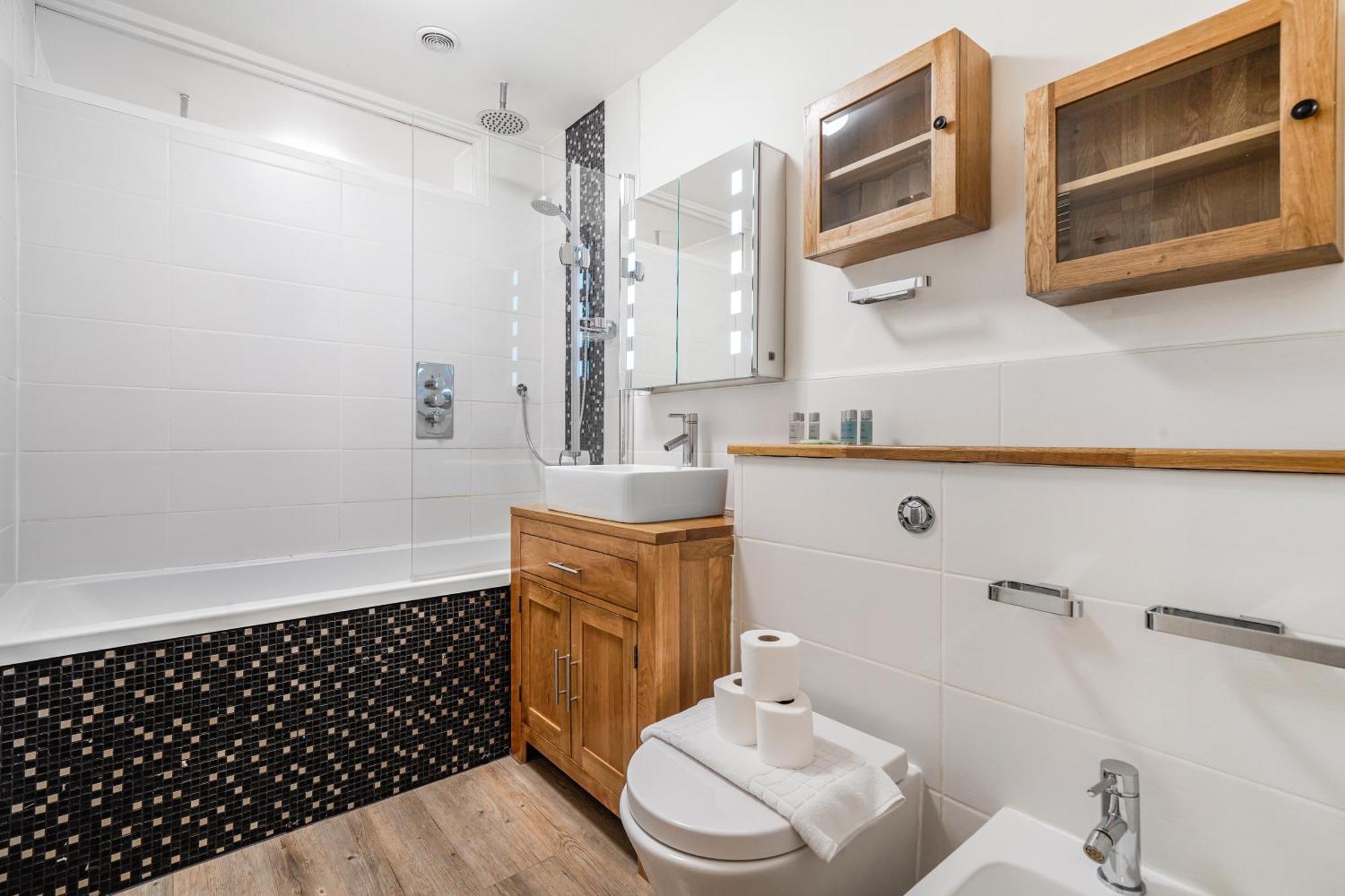 Executive 4 Bedroom Town House In Canada Water Free Wifi & Parking By City Stay Aparts لندن المظهر الخارجي الصورة