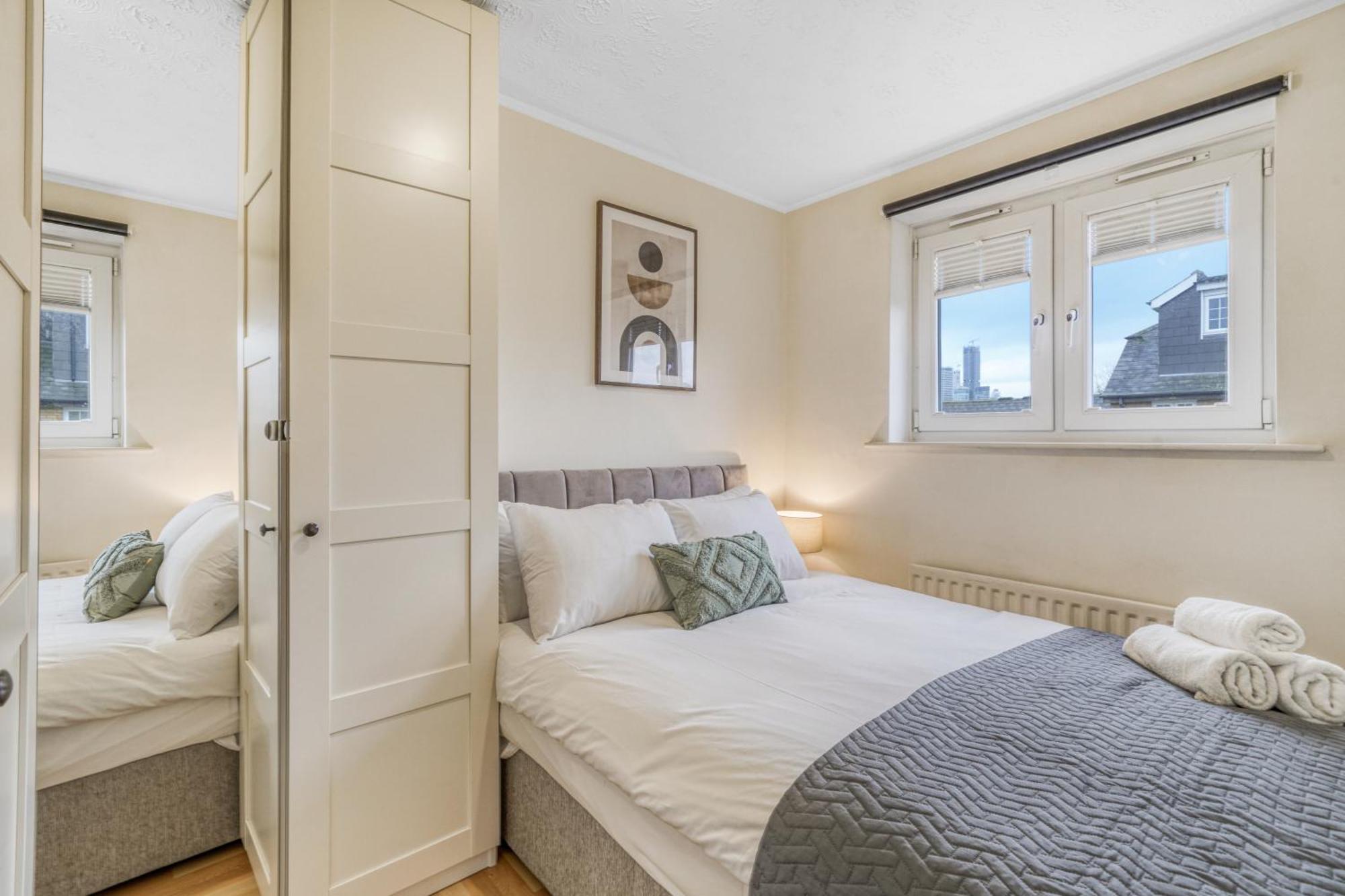Executive 4 Bedroom Town House In Canada Water Free Wifi & Parking By City Stay Aparts لندن المظهر الخارجي الصورة